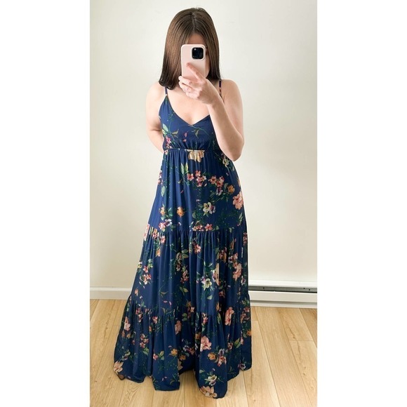 Yumi Kim Blue Darling Floral Tiered Maxi Dress sz Small - Picture 3 of 14